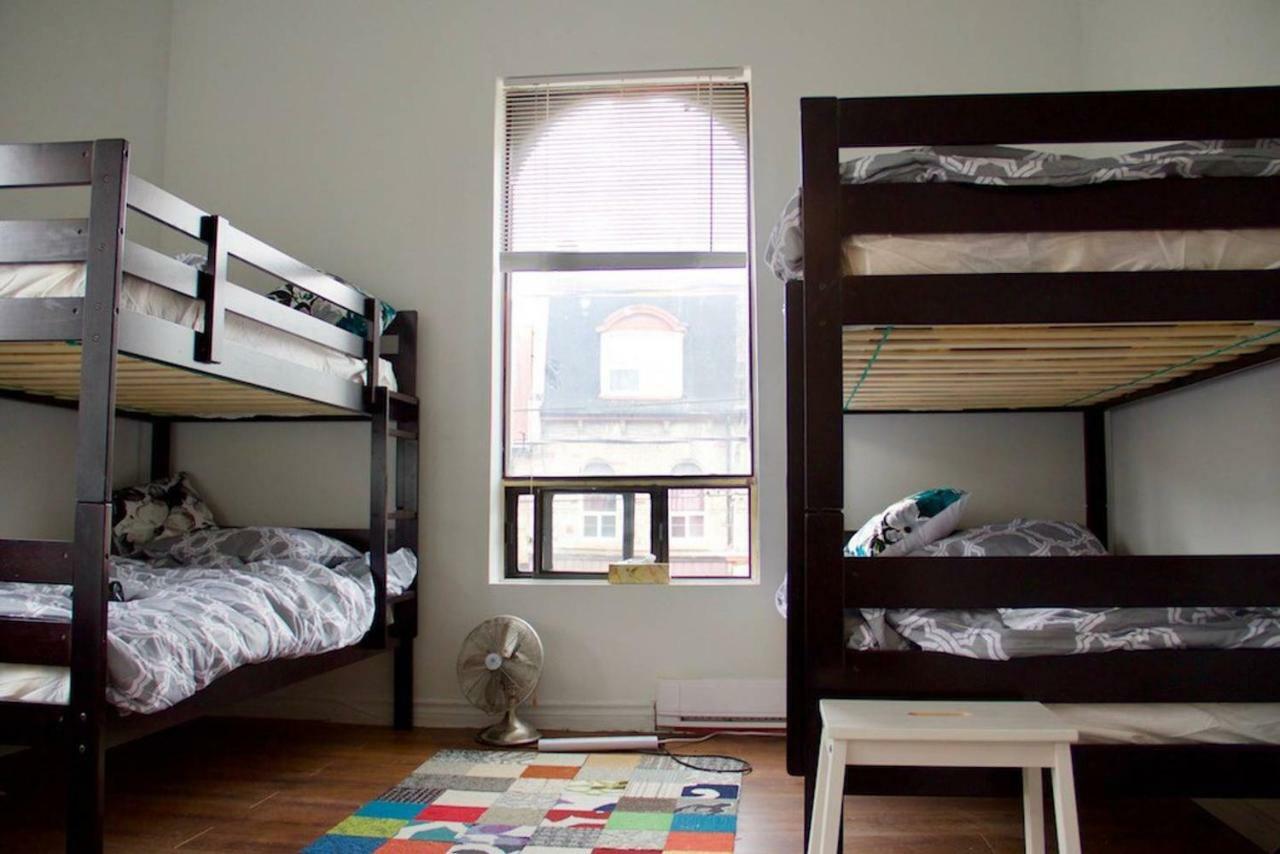 The Parkdale Hostellerie Toronto Hostel Beds photo